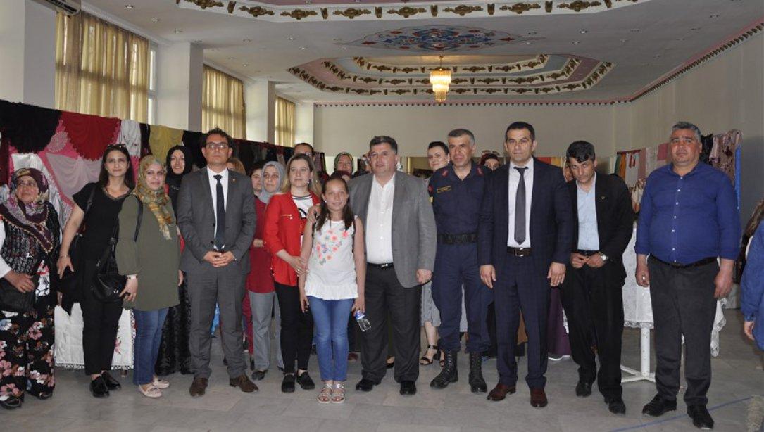 Arpadere ve Poyracık Mahalleleri Yıl Sonu Sergisi Açılışı ve Sertifika Töreni Yapıldı