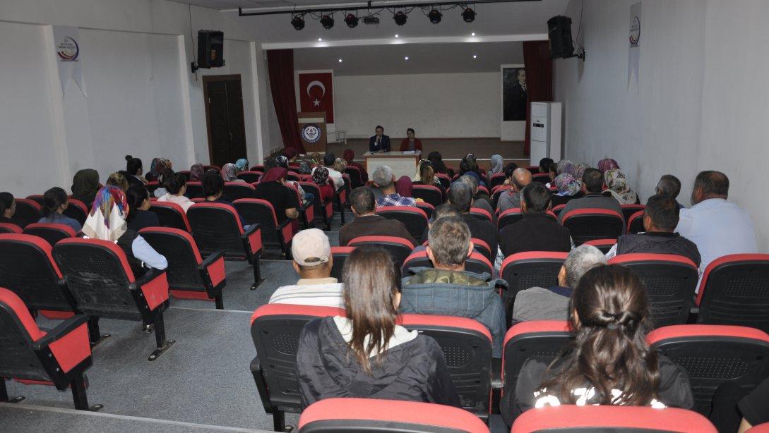 TYP İŞKUR Kapsamında Görevlendirilen Özel Güvenlik ve Temizlik Görevlileri ile Toplantı Yapıldı